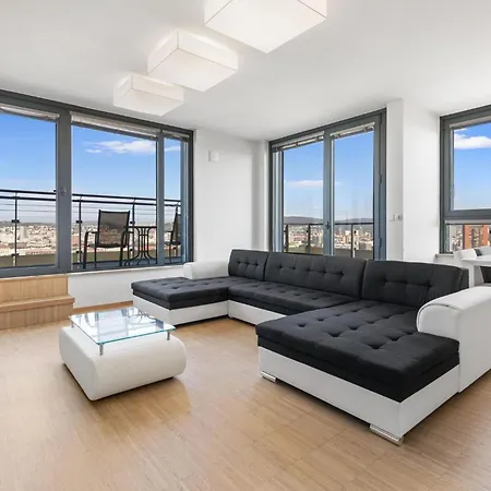 Sky In - With 2 Parking Places