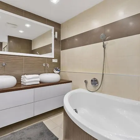 Apartamento Sky In - With 2 Parking Places *