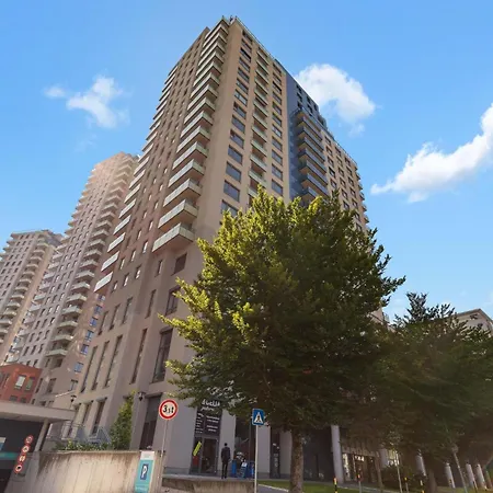 Sky In - With 2 Parking Places 브라티슬라바