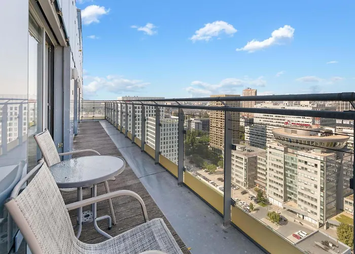 Sky In - With 2 Parking Places * Bratislava