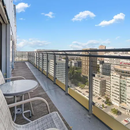 Sky In - With 2 Parking Places * Братислава