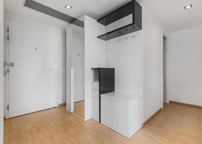 Appartamento Sky In - With 2 Parking Places Bratislava